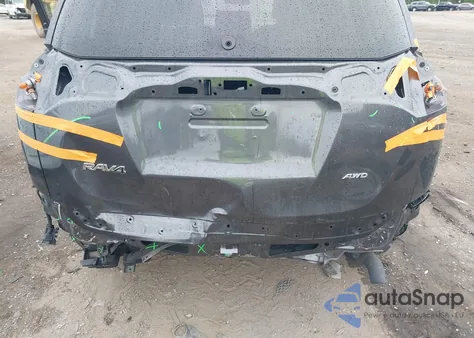 2018 Toyota Rav4 Le from USA, damaged, VIN JTMBFREV8JJ198743